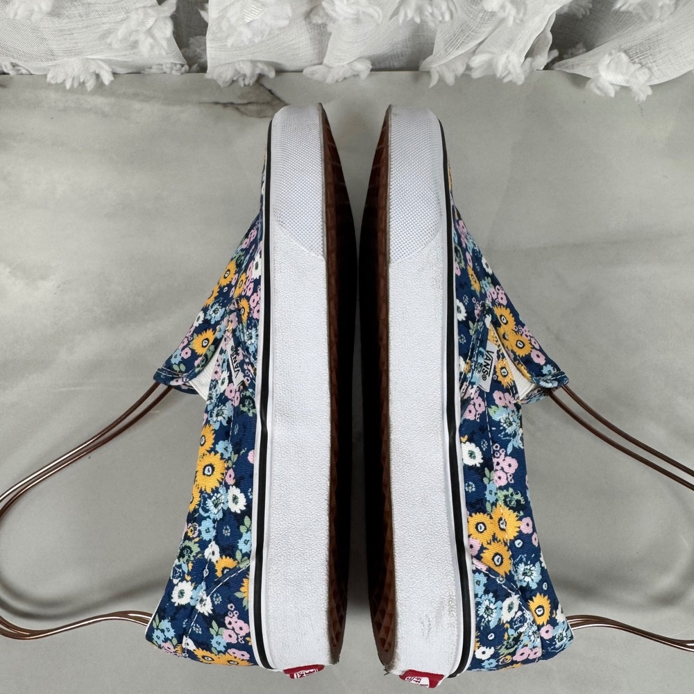 Vans Blue Floral Slip On Skate Shoes Sneakers Canvas Cottagecore Men 6 Women 7.5 - Picture 6 of 10